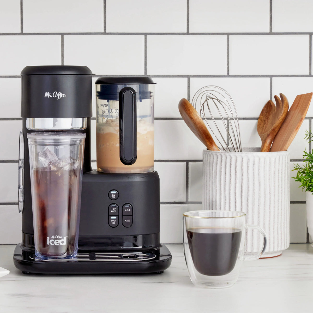 Single-Serve Iced and Hot Coffee Maker & Blender with 2 Tumblers P40220