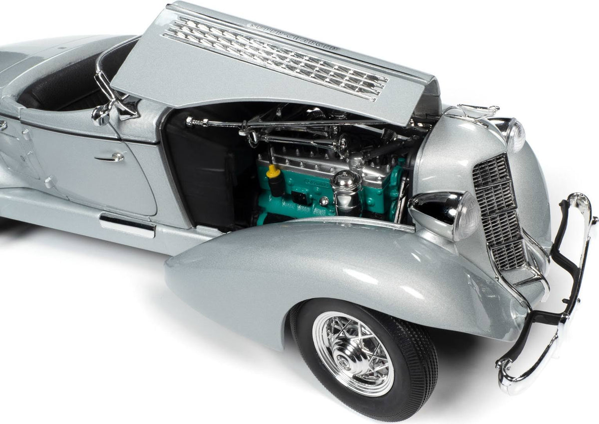 Haze Gray 1/18 Diecast Model Car C270