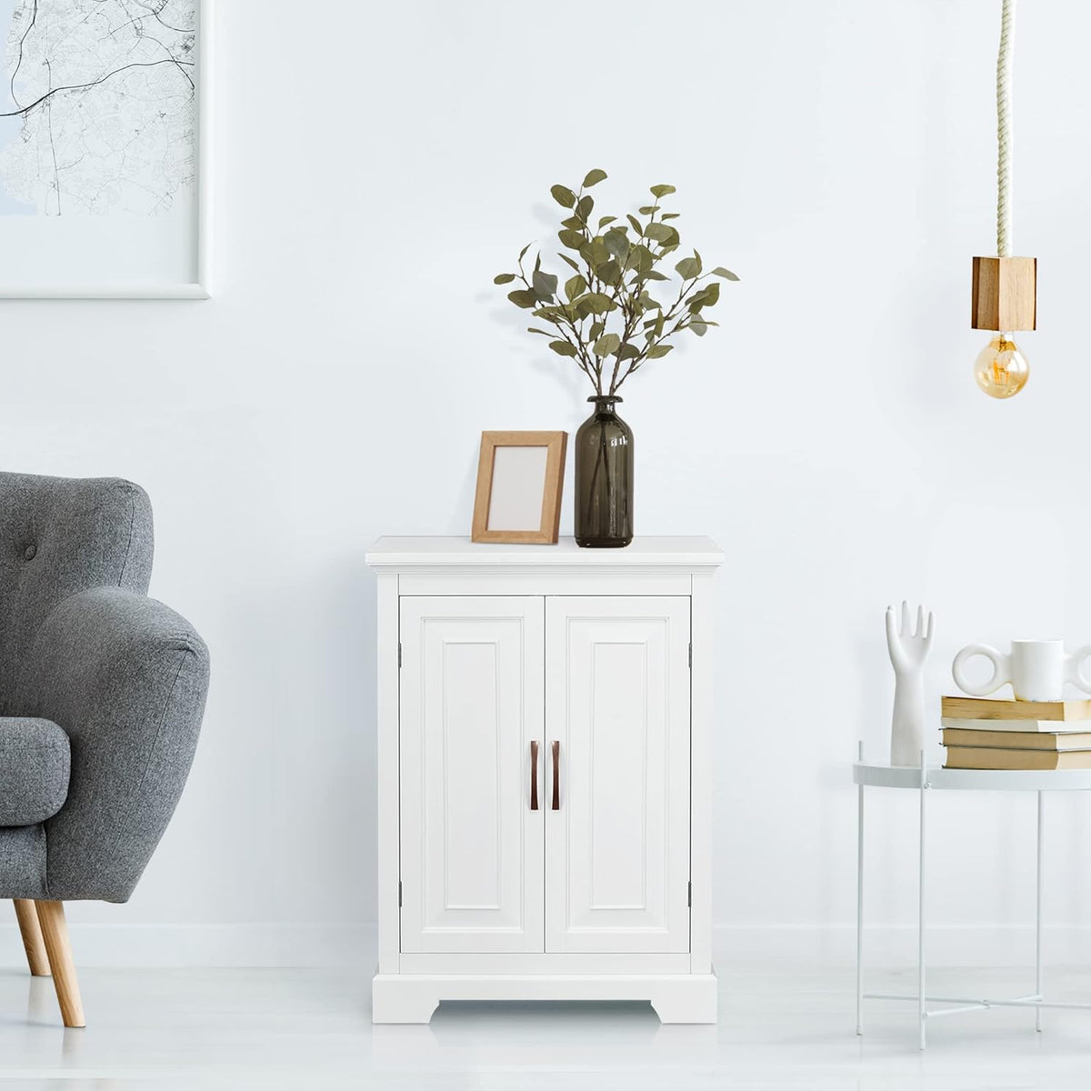 White 2 Door Freestanding Storage Cabinet U762