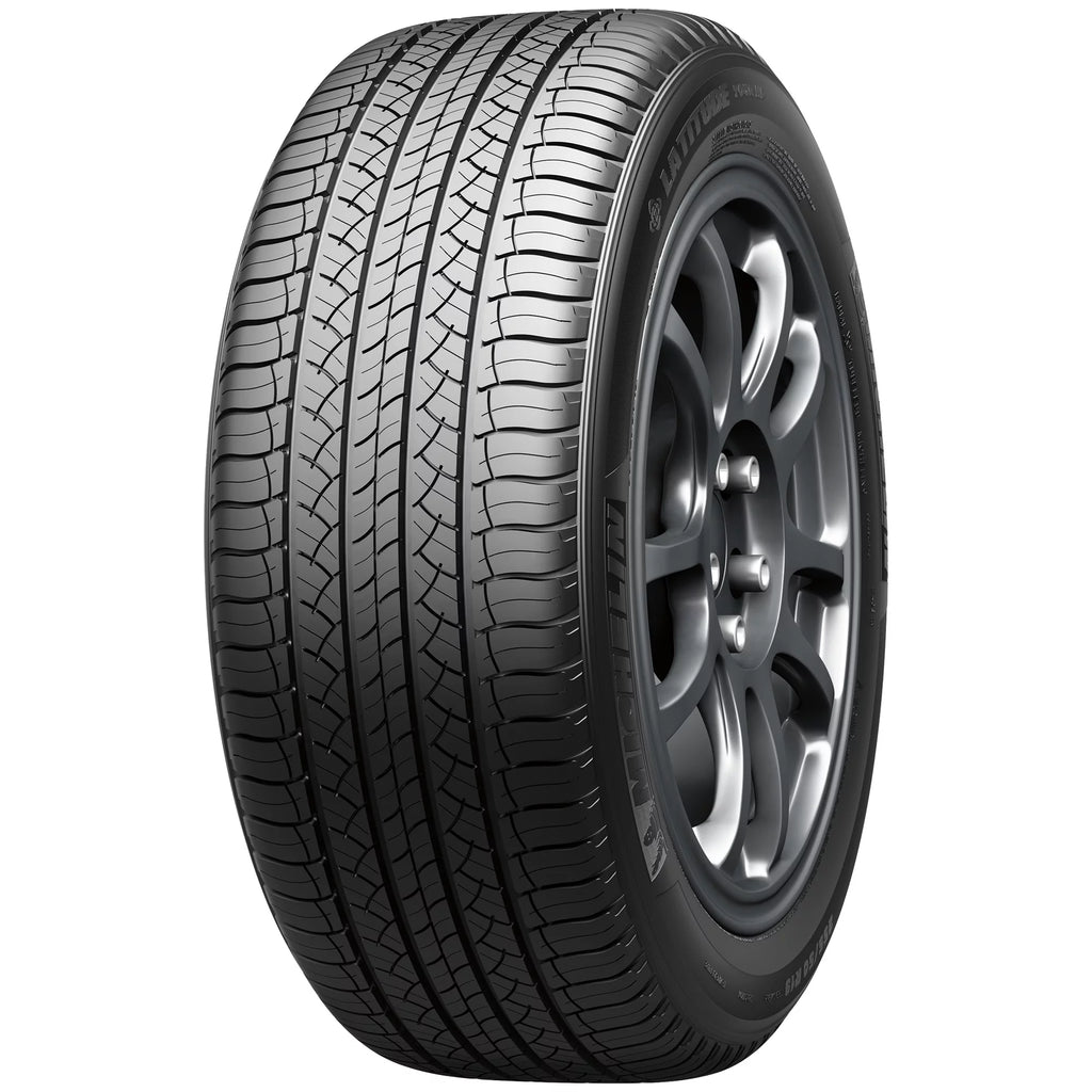 All-Season 245/60R18 105V Tire A8694