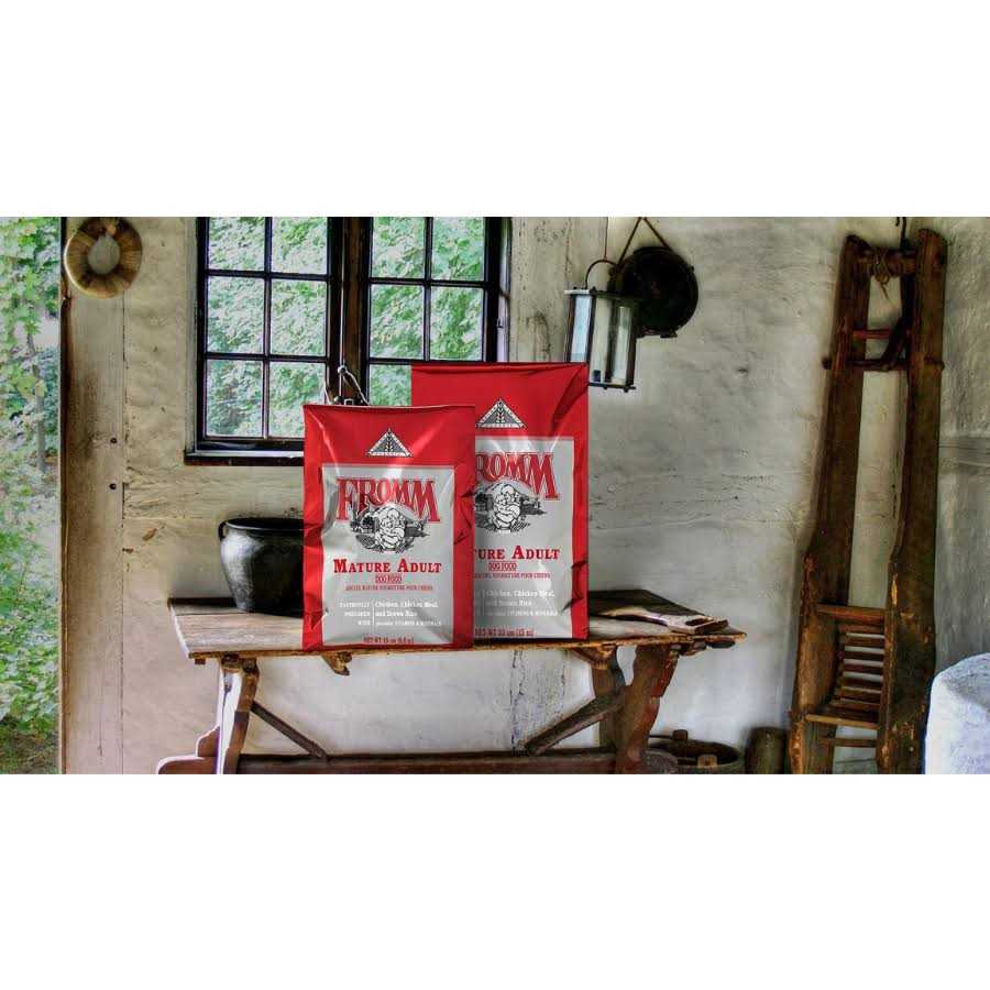 Mature Adult Dog Food T16272