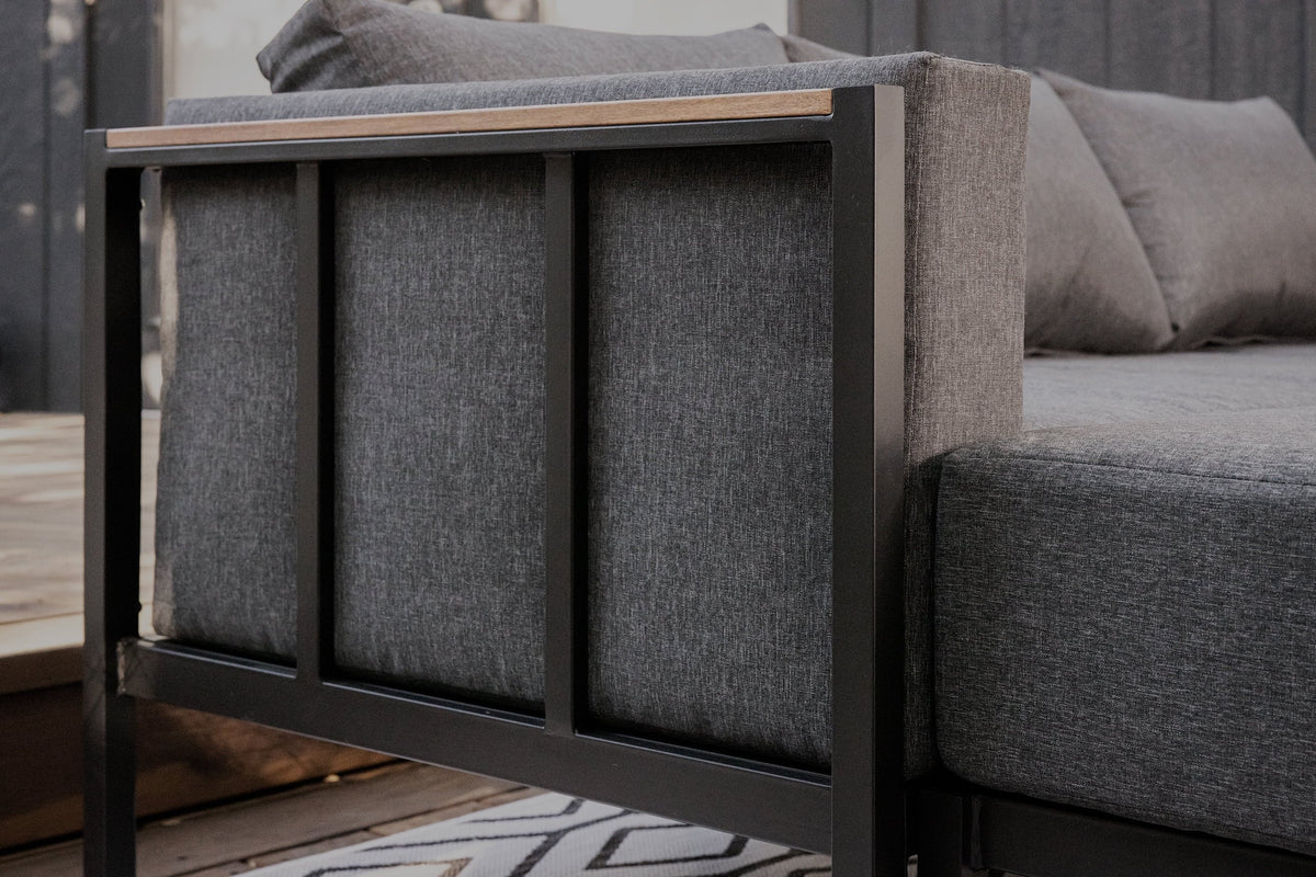 4 Piece Thick Cushion Sectional Set Z744449
