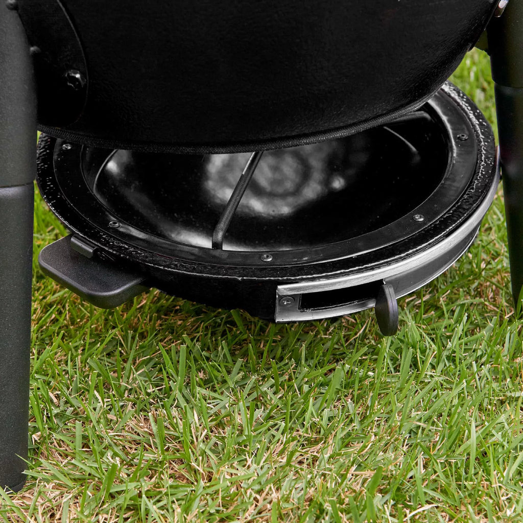 Black Charcoal Kamado Grill S664