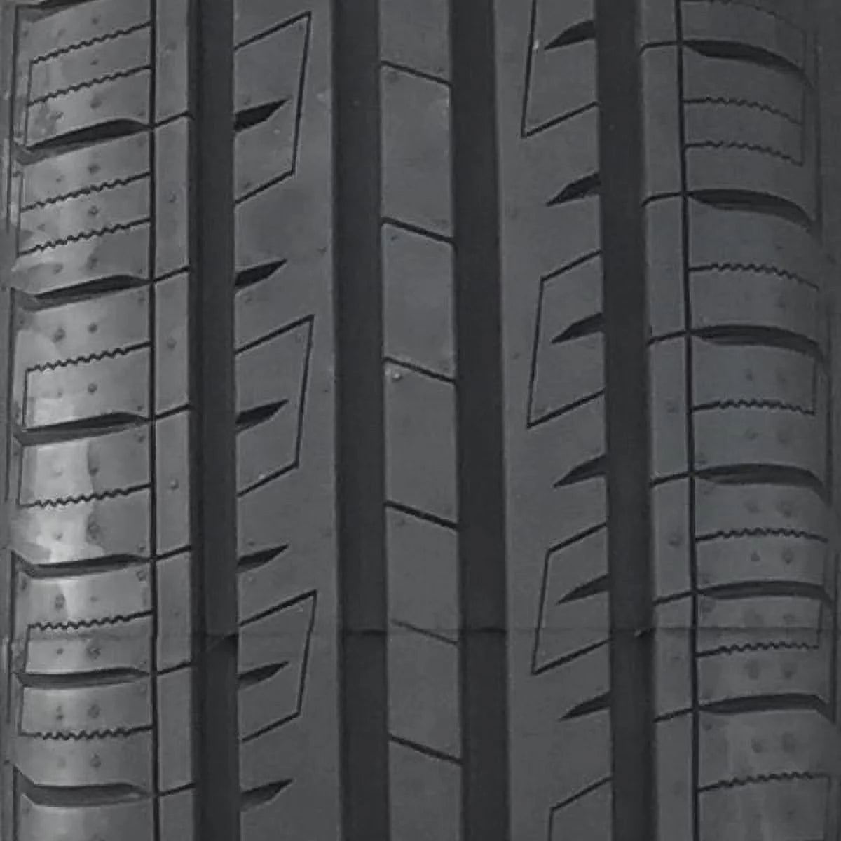 205/65R16 Tire Z468