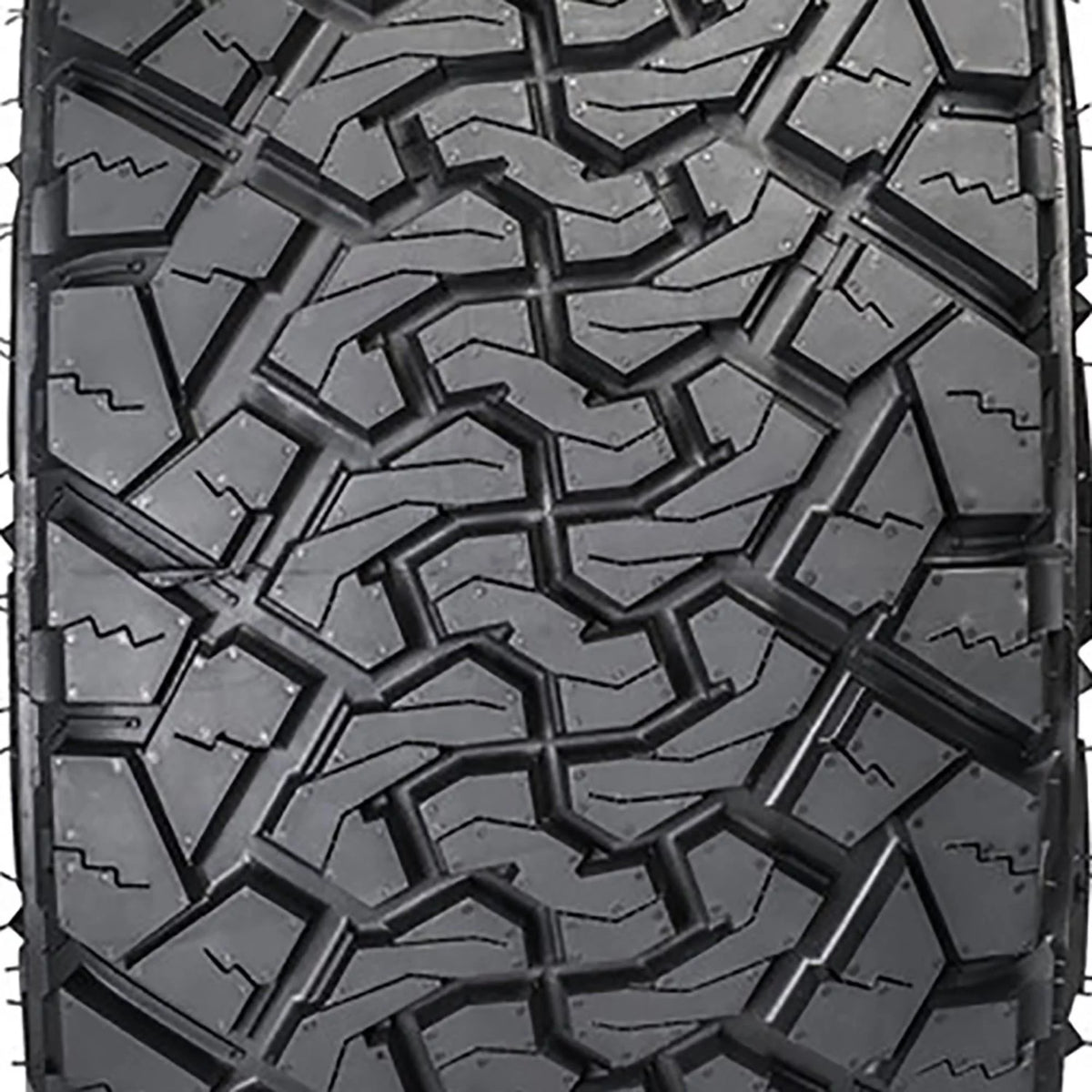 265/65R18 116T XL Light Truck Tire D87051